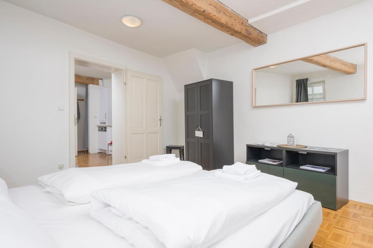 Apartament Zum Grazer Uhrturm Zewnętrze zdjęcie