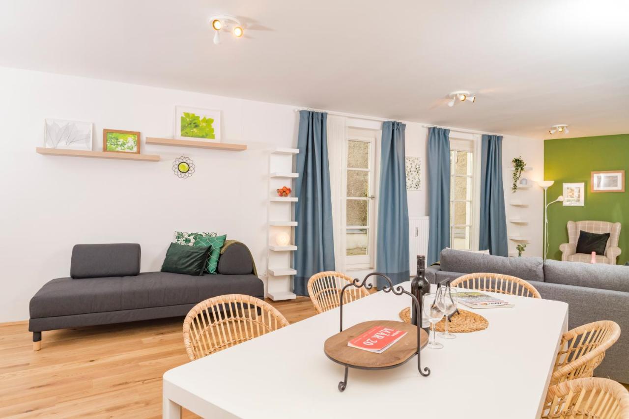 Apartament Zum Grazer Uhrturm Zewnętrze zdjęcie